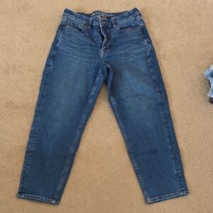 American Eagle Outfitters Mom Jean Dark Blue, Women's Size 10 Short